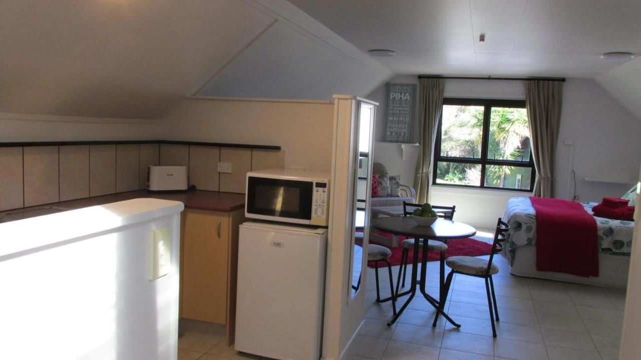 Fantail River Lodge Haruru Eksteriør billede